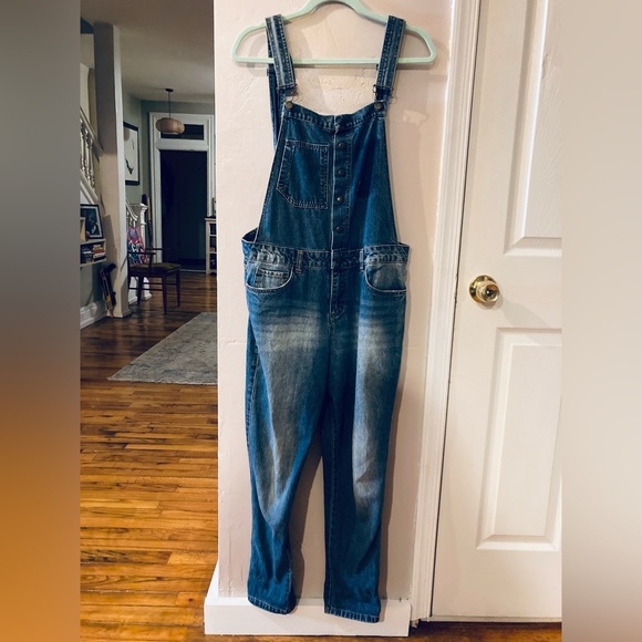 💙 life in progress Distressed Overalls - Picture 7 of 9